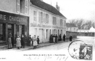 Hier à Grisy rue et ses habitants 