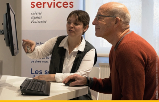 Ouverture à Grisy-les-Plâtres d'un point relais " France services " avec LA POSTE.