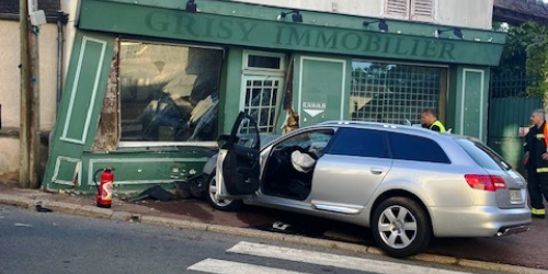 Accident routier, rue du gl De Gaulle 240722